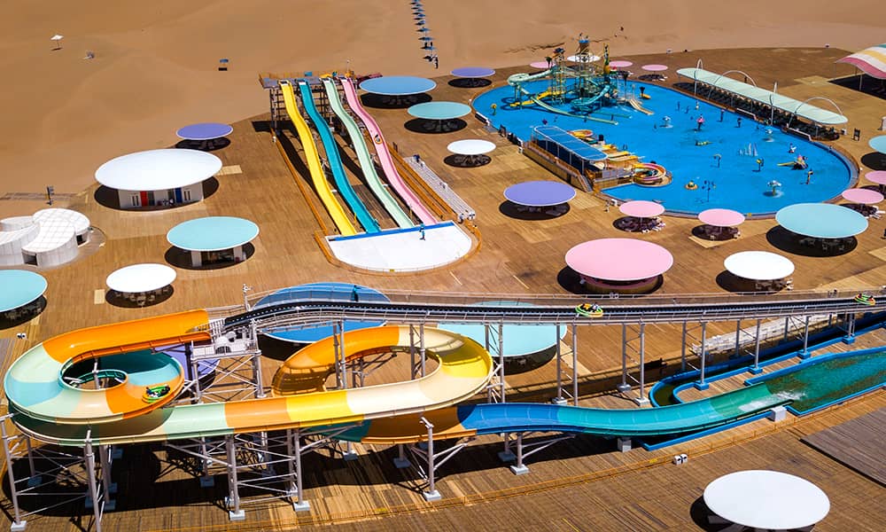 内蒙古响沙湾水上乐园全景图 内蒙古响沙湾水上乐园全景图
