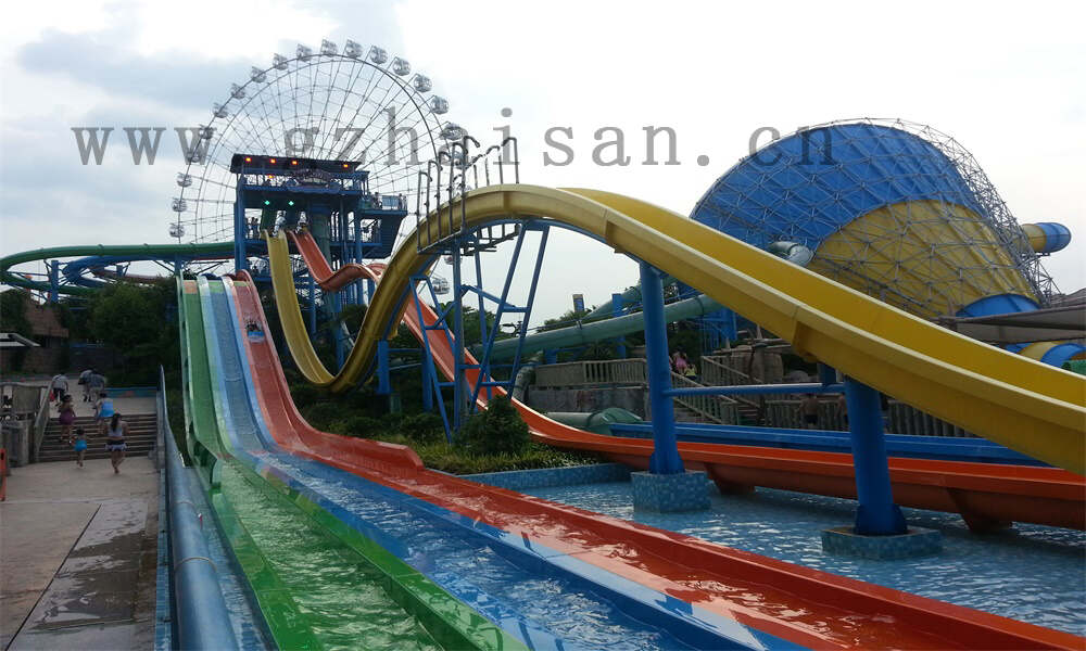 如何规划水上乐园的疏散和应急设施?