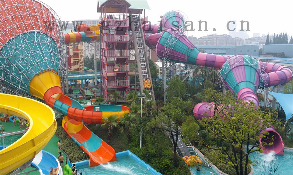 人工造浪在水上乐园设备中的重要性